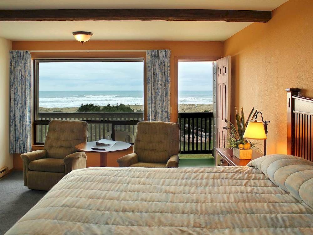 Gold Beach Inn Hotel 3*